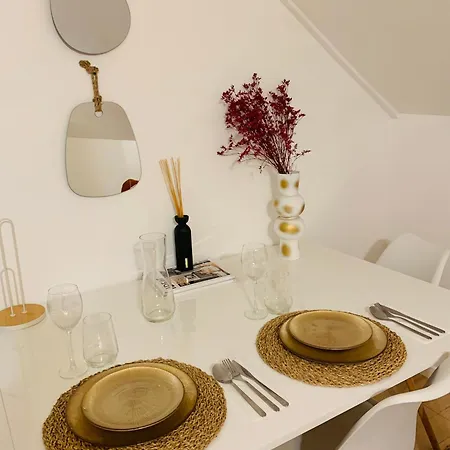 Le Bora Cosy House - T2 Lumineux Et Moderne A Proximite Du Metro Maisons-Alfort